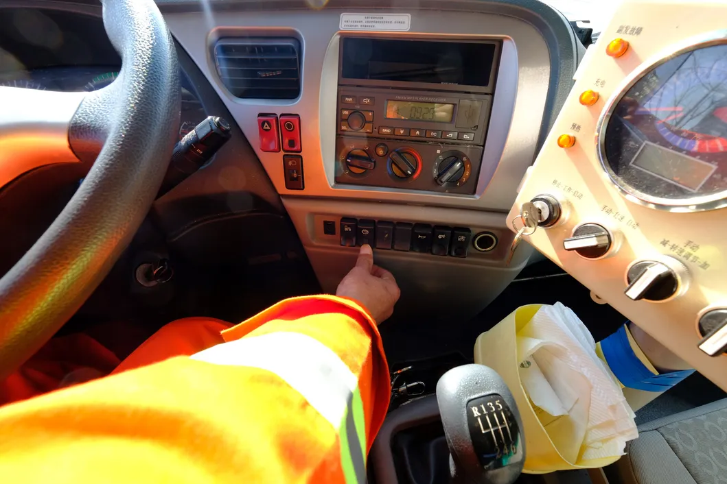 9.7 m³ Pure Electric High Pressure Water Spraying truck