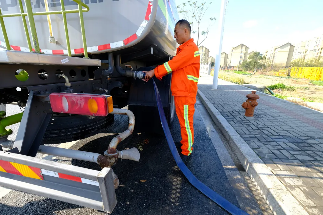 9.7 m³ Pure Electric High Pressure Water Spraying truck