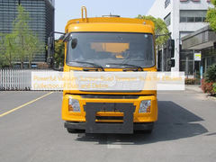 Powerful Vacuum Suction Road Sweeper Truck for Efficient Collection of Dust and Debris