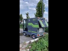 Ride on sweeper -4C